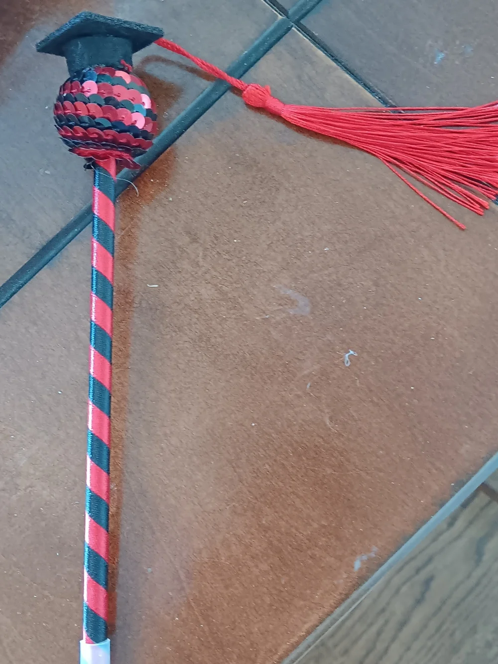 Red and Black Graduation Tassel Pen